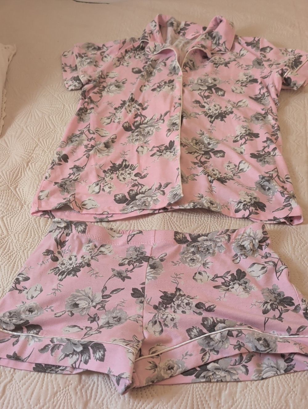 Women’s Pink Floral Short Pajama Set - Soft Sleepwear